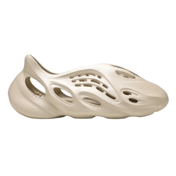 kanye west yeezy shoes slides